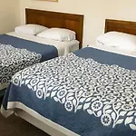 Country Place Inn And Suites White Haven