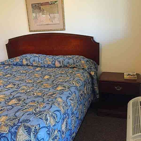 Country Place And 2* White Haven