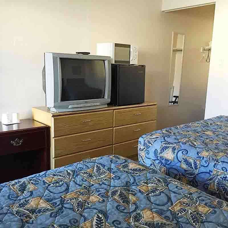 Country Place And 2* White Haven