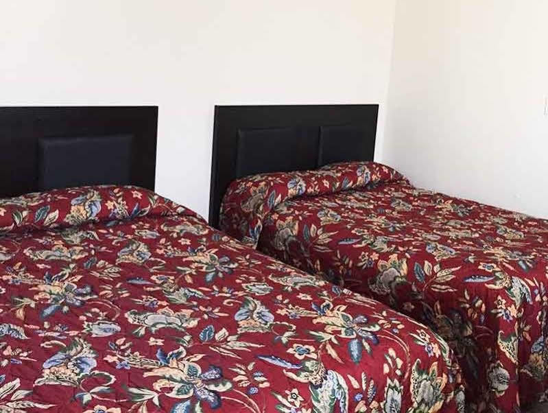 Country Place And 2* White Haven
